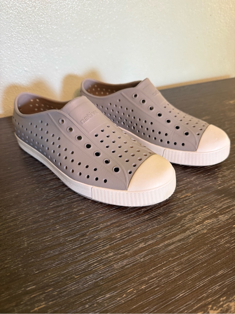 Native Jefferson Gray Slip-On Sneaker Sandals Big Kid Size 4 Outdoor Summer